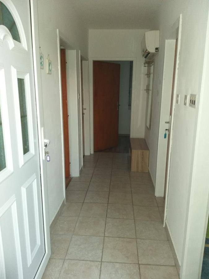 Apartman Zvoncica Vrsi Luaran gambar
