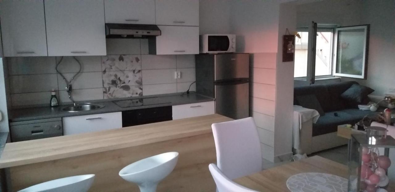 Apartman Zvoncica Vrsi Luaran gambar