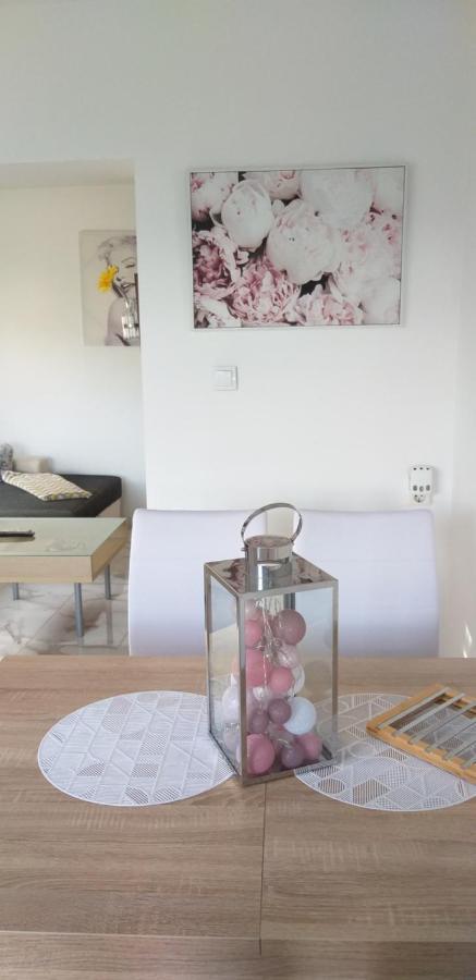 Apartman Zvoncica Vrsi Luaran gambar
