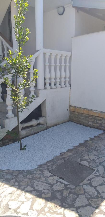Apartman Zvoncica Vrsi Luaran gambar